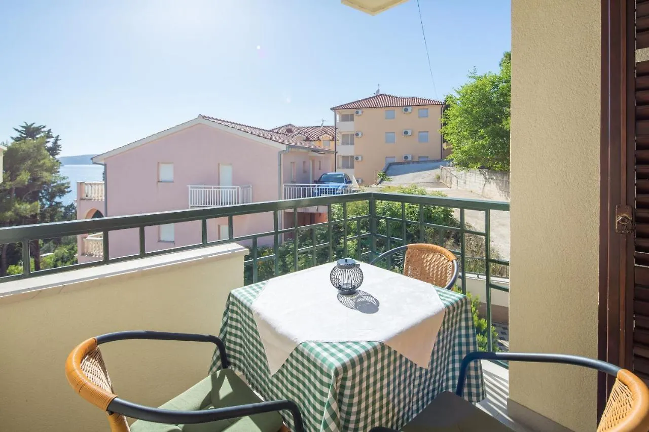 Villa Fani - Apartments In Trogir