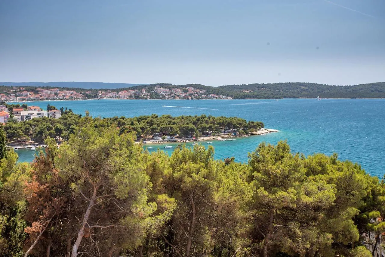 Villa Fani - Apartments In Trogir 0*,